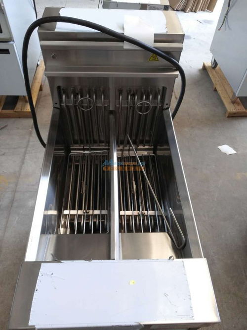 晉豪電炸爐 高效單缸雙篩設(shè)計，助力快餐行業(yè)標(biāo)準(zhǔn)化烹飪